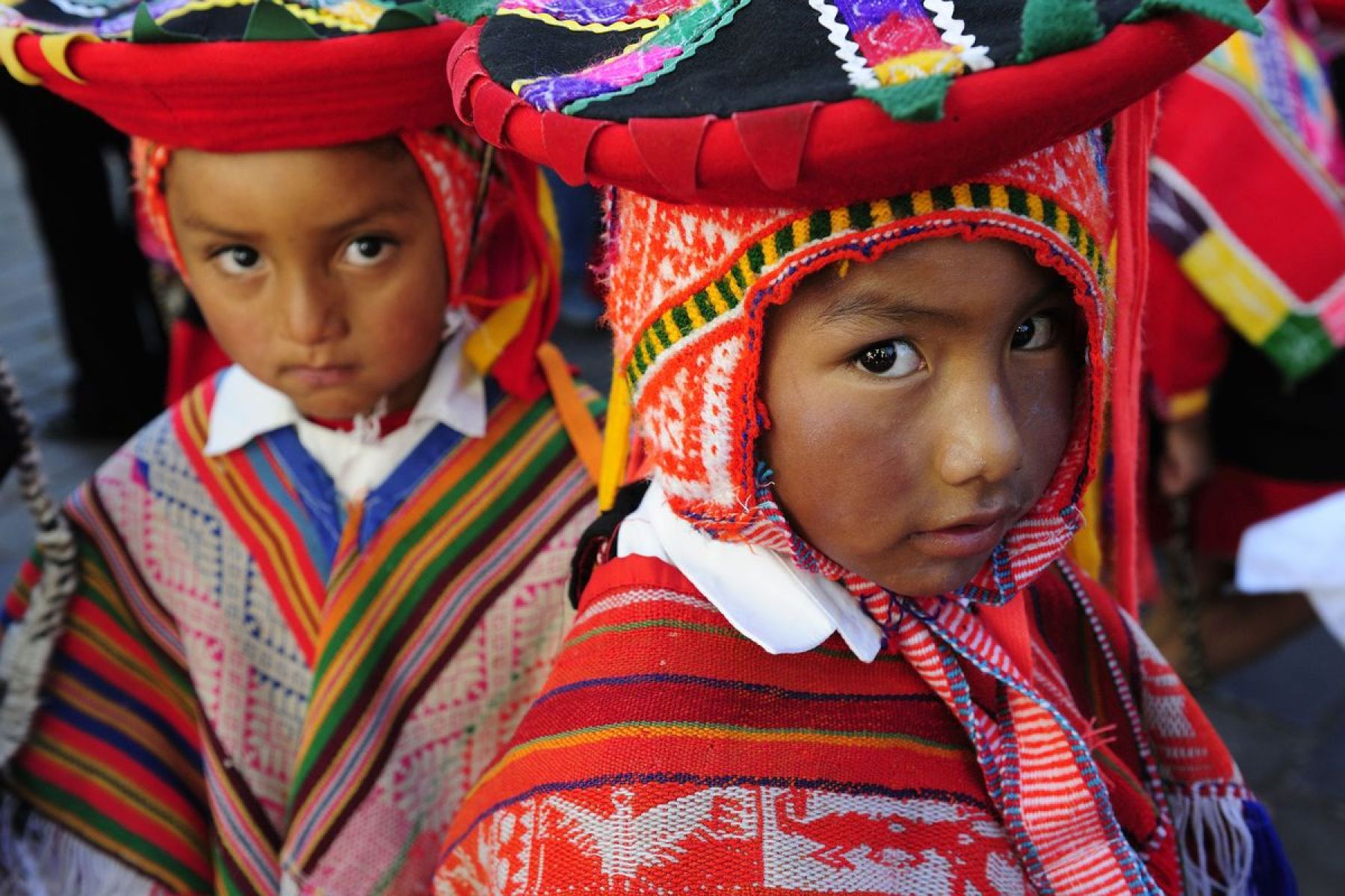 Народы населяющие мексику и их занятия. Индейцы аймара. Население Перу перуанцы. Чили жители чилийцы. Перуанец раса.